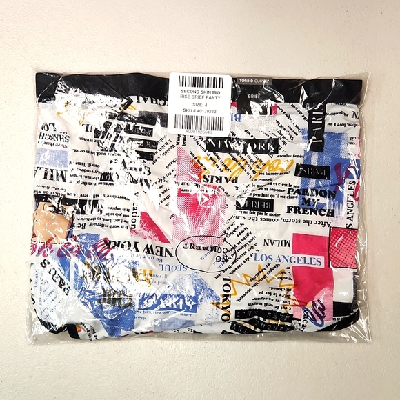 ♥️NWT VINTAGE TORRID SEAMLESS NEWSPAPER GRAPHIC PRINT MICROFIBER PLUS SIZE 4X - Picture 4 of 9